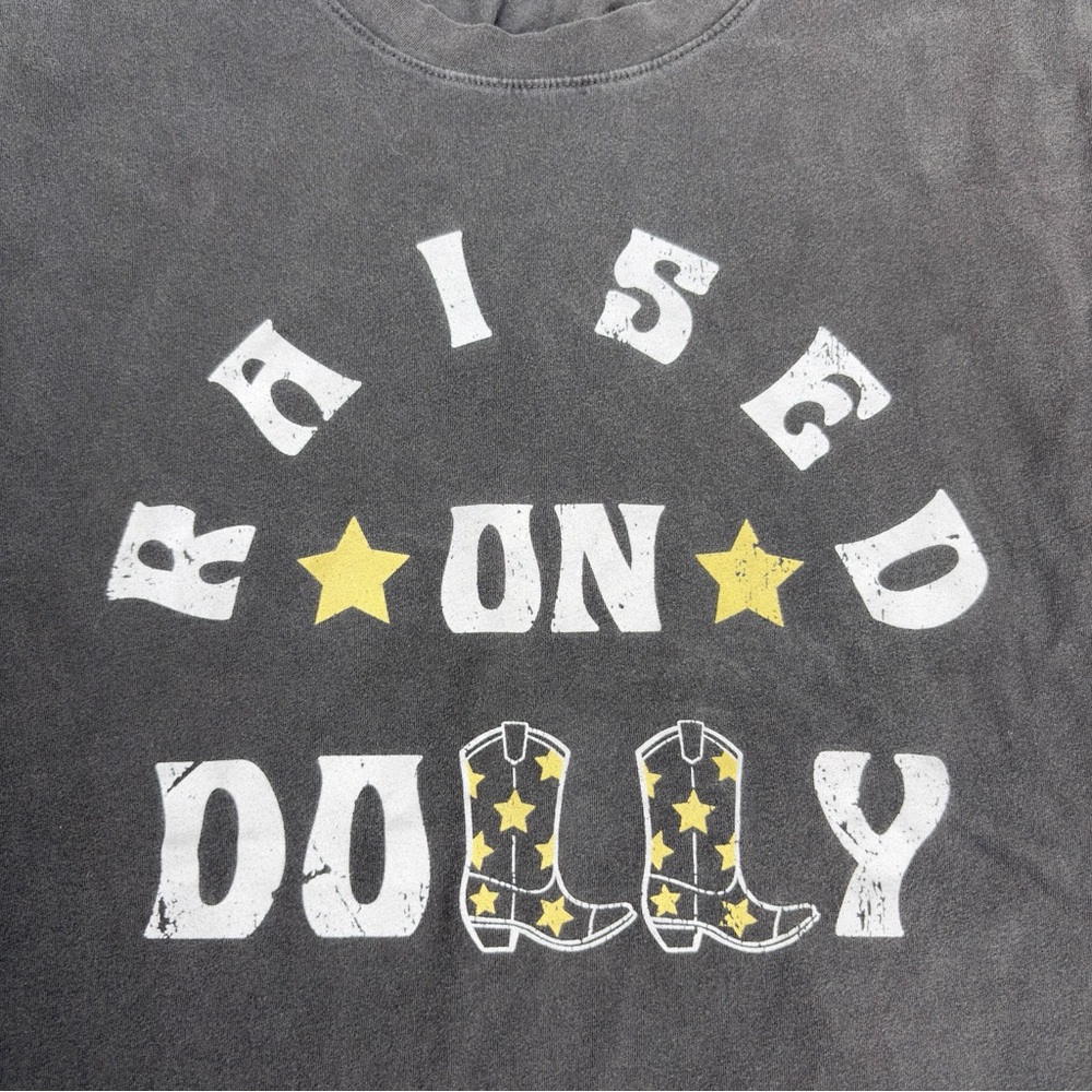 Tres Bien Raised On Dolly TShirt - Picture 4 of 5